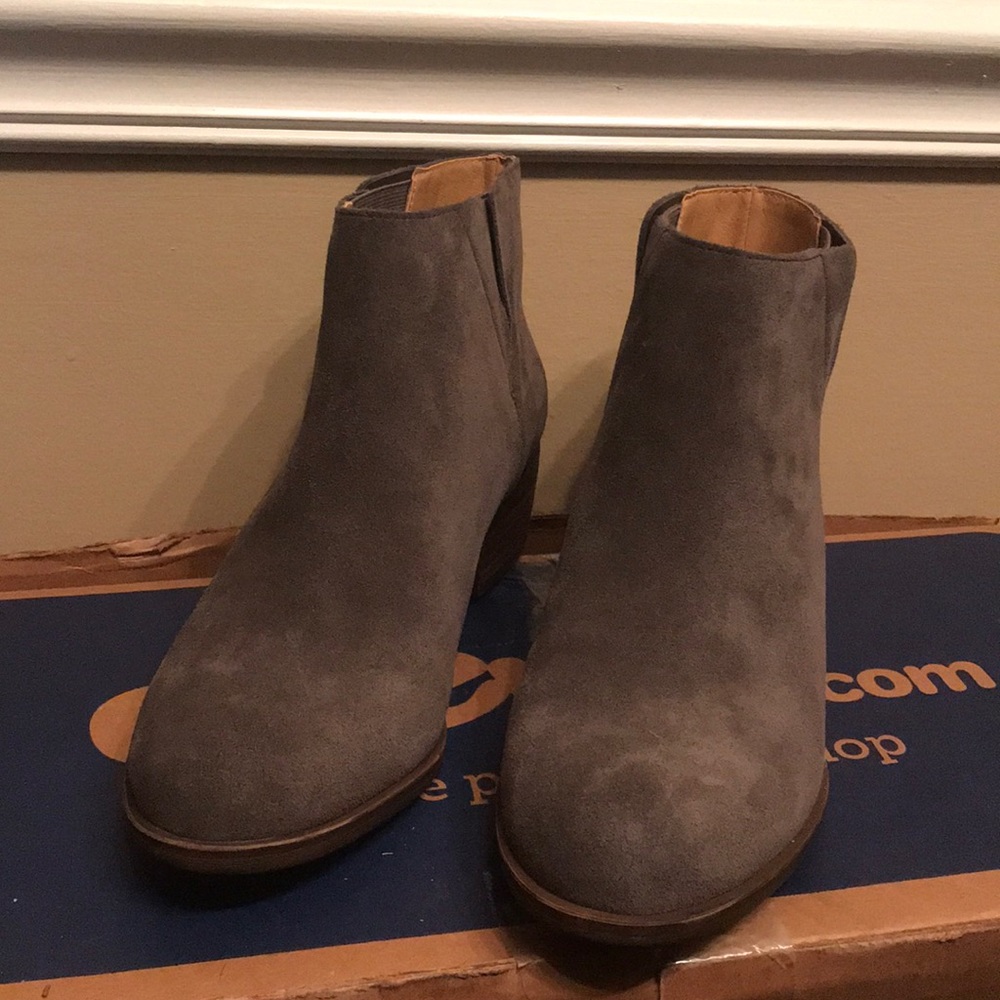 Ankle boots
